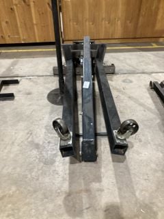 Lot 147  
            Birmingham - Collection Only 

                
1000KG WORKSHOP CRANE
