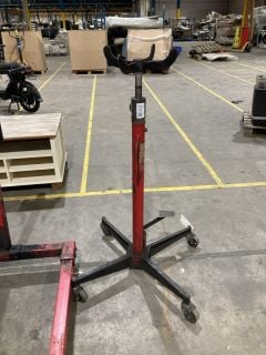 Lot 153  
            Birmingham - Collection Only 

                
TRANSMISSION JACK 500KG MAX CAPACITY