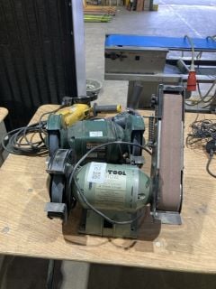 Lot 157  
            Birmingham - Collection Only 

                
QTY OF TOOLS INCLUDE BOSCH GRINDER