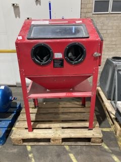 Lot 167  
            Birmingham - Collection Only 

                
SXC EUROPE SBC 220 220L SAND BLAST CABINET S/N JD1614467