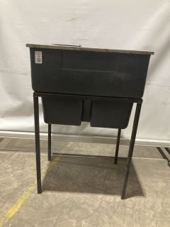 Lot 29  
            Birmingham - Collection Only 

                
PARTS WASH STATION