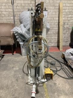 Lot 30  
            Birmingham - Collection Only 

                
2021 CEA RESTECH ZP 28 PEDESTAL SPOT WELDER