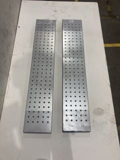 Lot 80  
            Birmingham - Collection Only 

                
5FT RECOVERY RAMPS
