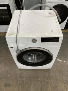 Lot 134  
            Chesterfield SR38 - Collection or Optional Delivery Available 

                
SAMSUNG SERIES 6 WASHING MACHINE IN WHITE - MODEL NO. WW90DG6U85LEU1 - ORIGINAL R...