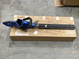 Lot 283  
            Chesterfield SR38 - Collection or Optional Delivery Available 

                
3 X ASSORTED HEDGE TRIMMERS (LOCATION: SR38 A11)