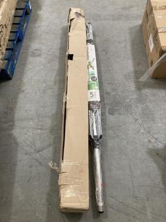 Lot 297  
            Chesterfield SR38 - Collection or Optional Delivery Available 

                
2 X EXTENDABLE WASHING LINES TO INCLUDE BRABANTIA (LOCATION: SR38 A11)