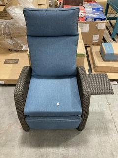 Lot 451  
            Chesterfield SR38 - Collection or Optional Delivery Available 

                
GRAND PATIO MOOR PUMP RECLINING RATTAN CHAIR IN NAVY (LOCATION: SR38 A8)