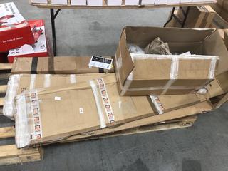 Lot 484  
            Chesterfield SR38 - Collection or Optional Delivery Available 

                
MEMO EUROPE 3 BIKE RACK IN BLACK (LOCATION: SR38 A6)