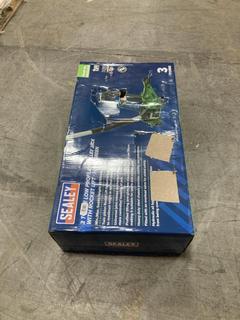 Lot 541  
            Chesterfield SR38 - Collection or Optional Delivery Available 

                
SEALEY 3 TON LOW PROFILE TROLLEY JACK - ORIGINAL RRP £192 (LOCATION: SR38 A7)