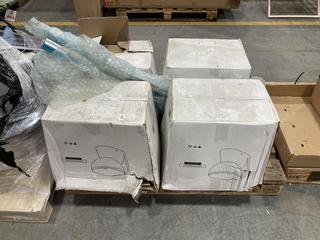 Lot 558  
            Chesterfield SR38 - Collection or Optional Delivery Available 

                
4 X SOFT CLOSE TOILET SEATS - ORIGINAL RRP £111 EACH (LOCATION: SR38 A7) (KERBSID...