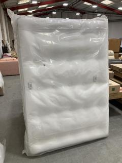 Lot 596  
            Chesterfield SR38 - Collection or Optional Delivery Available 

                
135 X 190 CM DOUBLE MATTRESS IN WHITE (LOCATION: SR38 A6)