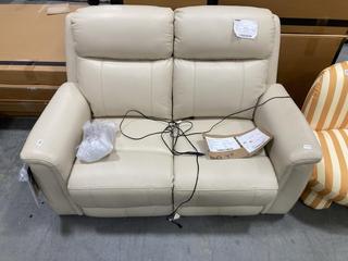 Lot 604  
            Chesterfield SR38 - Collection or Optional Delivery Available 

                
LA-Z-BOY ANDERSON 32 SEATER POWER RECLINER SOFA IN CREAM LEATHER (LOCATION: SR38 A5)