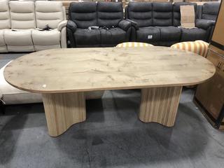 Lot 615  
            Chesterfield SR38 - Collection or Optional Delivery Available 

                
6 SEATER FULL WOOD DINING TABLE (LOCATION: SR38 A5)