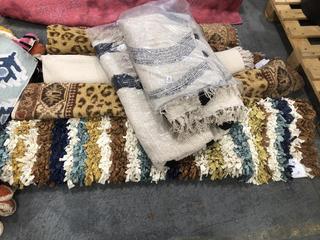 Lot 625  
            Chesterfield SR38 - Collection or Optional Delivery Available 

                
ASSORTED RUGS TO INCLUDE RUG IN CREAM (LOCATION: SR38 A5)