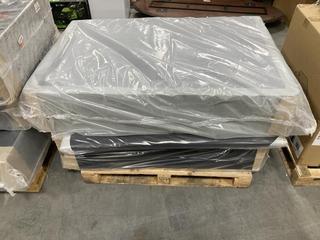 Lot 646  
            Chesterfield SR38 - Collection or Optional Delivery Available 

                
2 X DIVAN BED BASE PARTS IN GREY AND BLACK (LOCATION: SR38 A4) (KERBSIDE PALLET D...