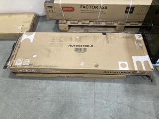 Lot 693  
            Chesterfield SR38 - Collection or Optional Delivery Available 

                
2 X ASSORTED ITEMS TO INCLUDE RHINO RACKING 5 TIER 200KG SHELVING (LOCATION: SR38...