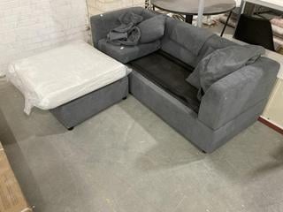Lot 707  
            Chesterfield SR38 - Collection or Optional Delivery Available 

                
3 SEATER GREY SOFA WITH GREY FOOTSTOOL (LOCATION: SR38 B10)