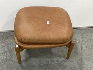 Lot 72  
            Chesterfield SR38 - Collection or Optional Delivery Available 

                
BROWN LEATHER AND WOOD POUFFE (LOCATION: 17)