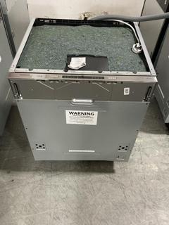 Lot 769  
            Chesterfield SR38 - Collection or Optional Delivery Available 

                
KENWOOD INTEGRATED DISHWASHER - MODEL - KID60S23 - ORIGINAL RRP £299 (LOCATION: S...
