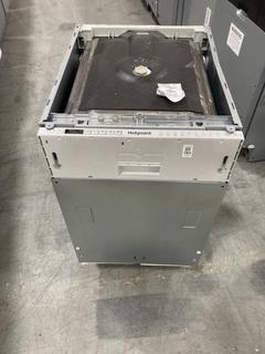 Lot 783  
            Chesterfield SR38 - Collection or Optional Delivery Available 

                
HOTPOINT INTEGRATED DISHWASHER - MODEL - HSIO3T223WCEUK - ORIGINAL RRP £329 (LOCA...