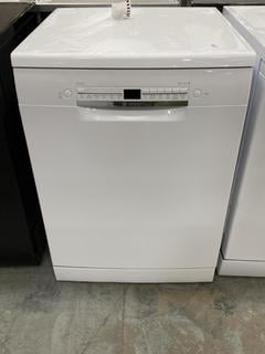 Lot 897  
            Chesterfield SR38 - Collection or Optional Delivery Available 

                
BOSCH DISHWASHER IN WHITE - MODEL - SMS2HVW67G/64 - ORIGINAL RRP £359 (LOCATION: ...