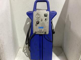 Lot 1019  
            Chesterfield SR45 - Parcel Delivery Only 

                
SYKES-PICKAVANT240V ELECTRIC BRAKE BLEEDER- 4BAR ORIGINAL RRP £649 (LOCATION: C1)