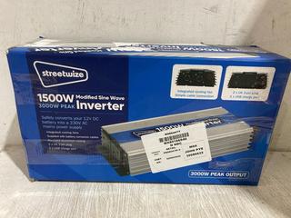 Lot 1021  
            Chesterfield SR45 - Parcel Delivery Only 

                
STREETWIZE 1500W MODIFIED SINE WAVE 3000W PEAK INVERTER (LOCATION: C1)