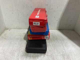 Lot 1031  
            Chesterfield SR45 - Parcel Delivery Only 

                
5 X ASSORTED TOOL SETS TO INCLUDE MASTERPRO LOCKING WHEEL NUT & STUD REMOVAL SET ...