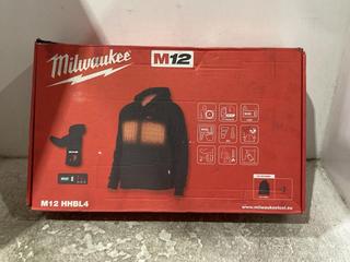 Lot 1041  
            Chesterfield SR45 - Parcel Delivery Only 

                
MILWAUKEE M12 HEATED HOODIE IN BLACK SIZE M ORIGINAL RRP £124 (LOCATION: C2)