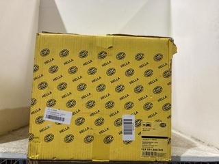 Lot 1071  
            Chesterfield SR45 - Parcel Delivery Only 

                
HELLA RIGHT HEADLIGHT FOR BMW F20 471113980 ORIGINAL RRP £1014 (LOCATION: C2)