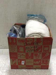 Lot 1077  
            Chesterfield SR45 - Parcel Delivery Only 

                
BOX OF BRANDED ADULTS CLOTHES TO INCLUDE JOMA SHORTS IN RED SIZE M (LOCATION: C3)
