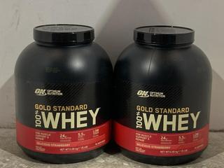 Lot 1253  
            Chesterfield SR45 - Parcel Delivery Only 

                
2 X OPTIMUM NUTRITION DELICIOUS STRAWBERRY GOLD STANDARD WHEY PROTEIN BBE MAY BE ...