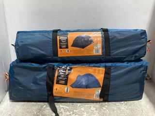 Lot 1286  
            Chesterfield SR45 - Parcel Delivery Only 

                
4 PERSON DOME TENT TO INCLUDE 2 PERSON DOME TENT (LOCATION: B1)