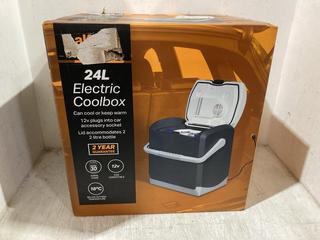 Lot 1301  
            Chesterfield SR45 - Parcel Delivery Only 

                
24L ELECTRIC COOLBOX (LOCATION: B2)