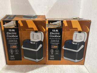 Lot 1304  
            Chesterfield SR45 - Parcel Delivery Only 

                
2 X 12.5L ELECTRIC COOLBOXES (LOCATION: B2)