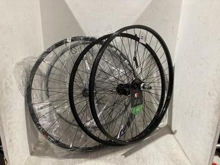 Lot 1309  
            Chesterfield SR45 - Parcel Delivery Only 

                
4 X ASSORTED BIKE WHEELS TO INCLUDE SHIMANO MT500 29" 24C BIKE WHEEL (LOCATION: B2)