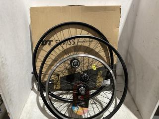 Lot 1348  
            Chesterfield SR45 - Parcel Delivery Only 

                
4 X ASSORTED BIKE WHEELS TO INCLUDE KX60151BK BIKE WHEEL (LOCATION: B4)