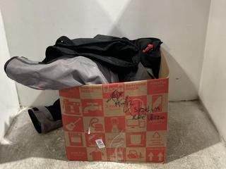 Lot 1355  
            Chesterfield SR45 - Parcel Delivery Only 

                
BOX OF ASSORTED CYLING CLOTHES TO INCLUDE ALTURA NIGHTVISION JERSEY CANEEL IN BLU...