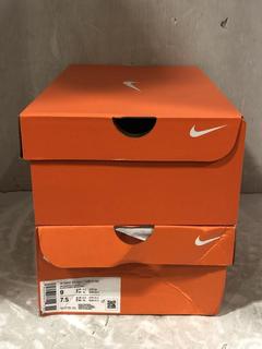 Lot 451  
            Chesterfield SR45 - Parcel Delivery Only 

                
2 X NIKE W REVOLUTION 6 UK SIZE 6.5 (LOCATION: E2)