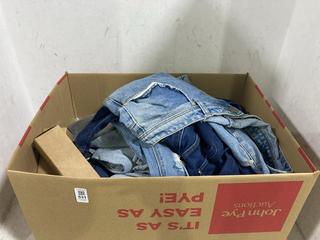 Lot 531  
            Chesterfield SR45 - Parcel Delivery Only 

                
A BOX OF ADULTS CLOTHING ITEMS TO INCLUDE MNG WOMENS FINELA SUNGLASSES (LOCATION:...