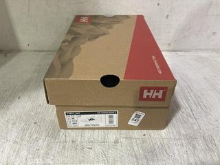Lot 547  
            Chesterfield SR45 - Parcel Delivery Only 

                
HELLY HANSON HP AHIGA EVO 5 UK SIZE 11 (LOCATION: E5)