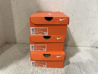 Lot 580  
            Chesterfield SR45 - Parcel Delivery Only 

                
3 X NIKE STAR RUNNER 4 UK SIZE 11.5 WHITE (LOCATION: E5)