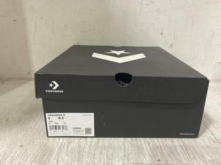 Lot 586  
            Chesterfield SR45 - Parcel Delivery Only 

                
CONVERSE RUN STAR TRAINERS UK 8 (LOCATION: E5)