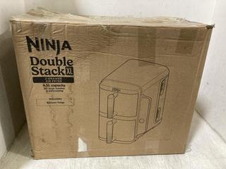 Lot 649  
            Chesterfield SR45 - Parcel Delivery Only 

                
SHARK NINJA SL400UK ORIGINAL RRP-£230 (LOCATION: E7)