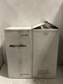 Lot 658  
            Chesterfield SR45 - Parcel Delivery Only 

                
2 X COMFORT MEMORY FOAM MATTRESS TOPPERS SIZE DOUBLE-135CM X 190CM X 4CM) TOTAL O...