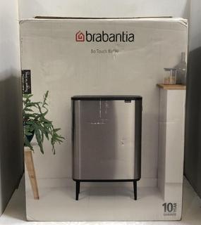 Lot 673  
            Chesterfield SR45 - Parcel Delivery Only 

                
BRABANTIA NO TOUCH BIN HI (LOCATION: