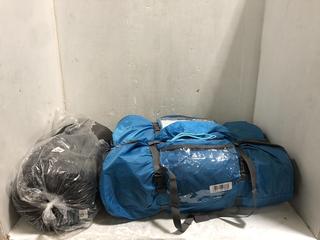 Lot 675  
            Chesterfield SR45 - Parcel Delivery Only 

                
3 X ASSORTED CAMPING ITEMS TO INCLUDE SILENTNIGHT SOFTFILL SLEEPING BAG (LOCATION...