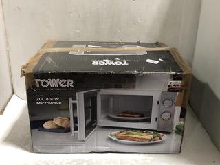 Lot 676  
            Chesterfield SR45 - Parcel Delivery Only 

                
TOWER 20L 800W MICROWAVE (LOCATION: E8)