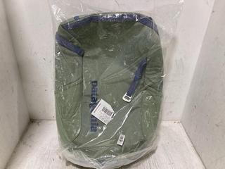 Lot 785  
            Chesterfield SR45 - Parcel Delivery Only 

                
GREEN CRAGSMITH 32L CLIMBING PACK (LOCATION: D3)