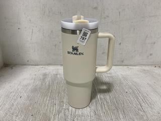 Lot 787  
            Chesterfield SR45 - Parcel Delivery Only 

                
STANLEY WHITE QUENCHER H2.0 40oz FLOWSTATE TUMBLER (LOCATION: D3)